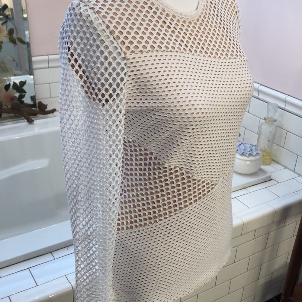BCBG white and nude sexy mesh-like long sleeve retro top size medium